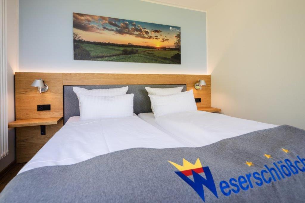 Hotel Weserschloesschen ニーンブルク エクステリア 写真